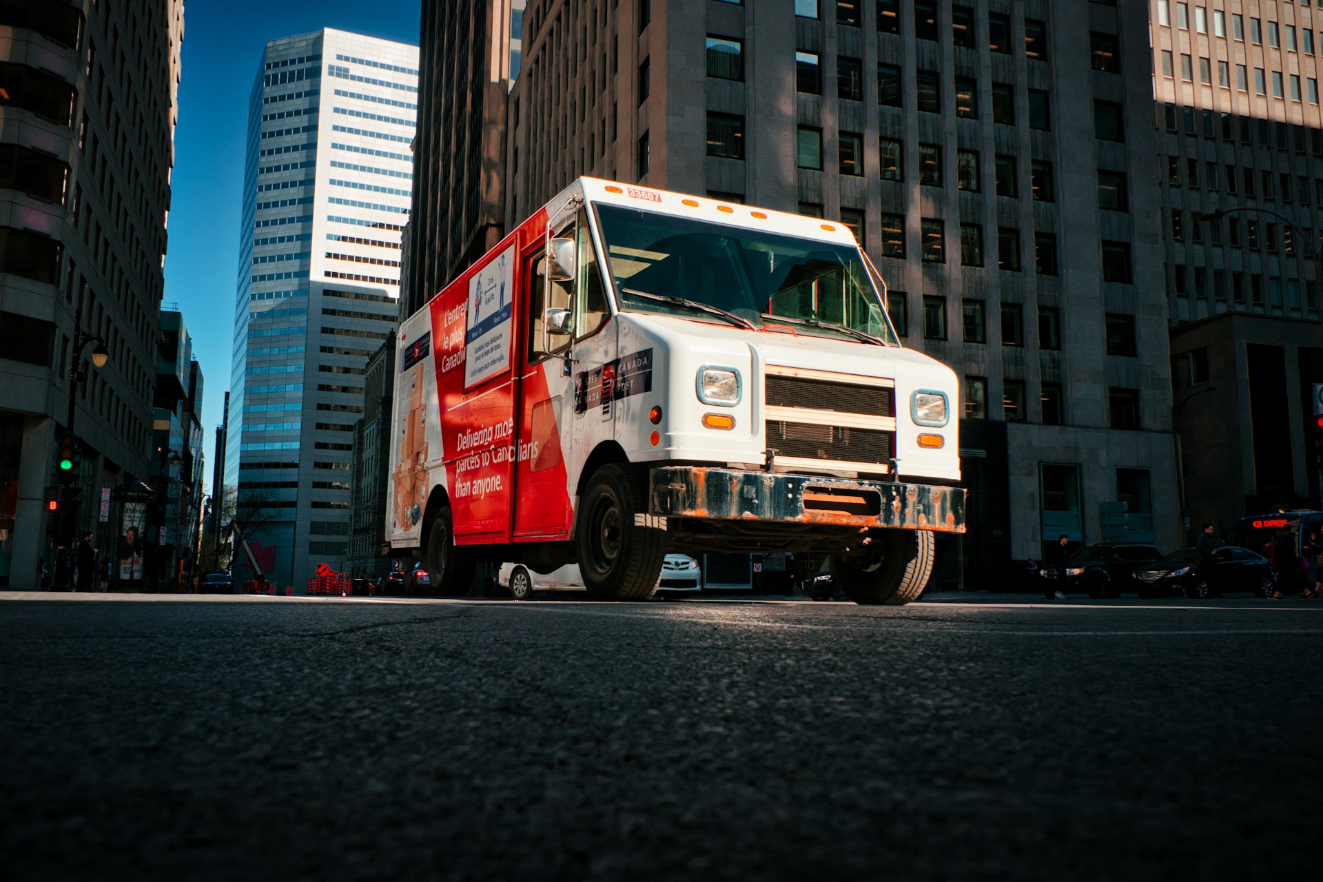 Delivery Fleet Graphic